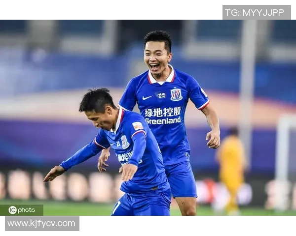 上海申花与恒大对决分析：战术布局与球员表现的深度剖析