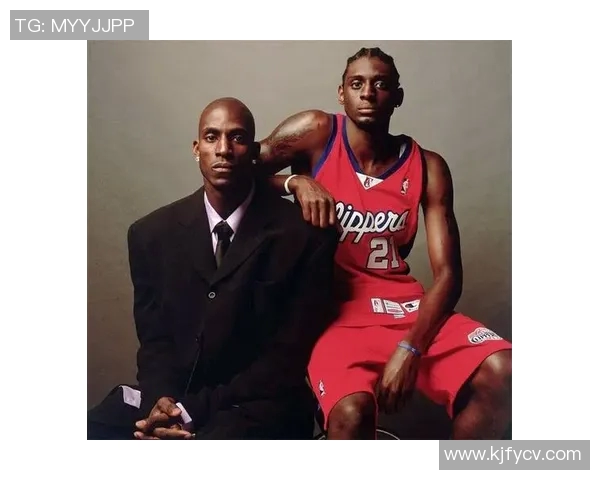 孙兴O的足球传奇之路：从青涩少年到世界级球星的成长历程与成就分析