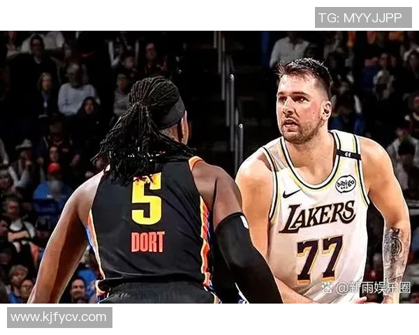 湖人队与雷霆队青少年篮球赛精彩对决引发热议